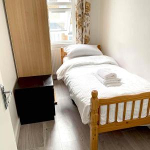 Cosy Single Room in a Shared Home