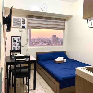 Studio in the Metro I Near MRT I WiFi