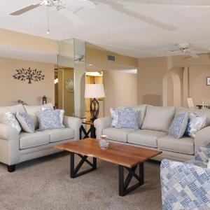 Anchorage Resort 3 Bedroom 3rd Floor Condo with Balcony 0886