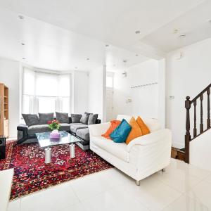 Lovely 4 Bedrooms Entire House In Hammersmith