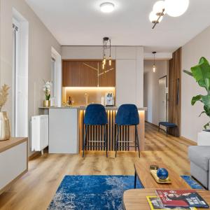 Golden Moon Apartment
