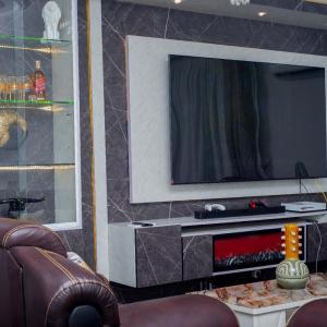 Elisha Furnished