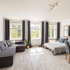 Stylisch Apartments Berlin Mitte, group & family friendly, from 2 - 8 Guests
