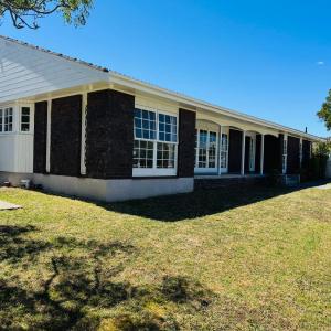 Seaside Luxury 4bedroom House