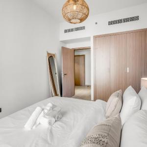 Elegant 1-Bedroom Home in Dubai
