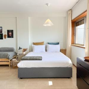 Casa Guilhermina, Sunny Studio with Balcony