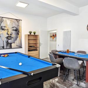 Designer Loft für bis zu 15, Whirlpool, Infrarotsauna, Billard, Pokertisch, 2 Bäder