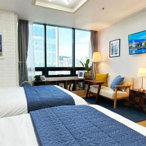Perfect Hongdae Stay City view