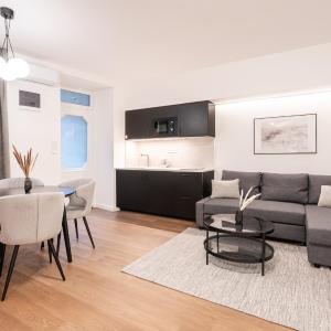 E23 - Grand Boulevard Design Loft - Best Location by BQA