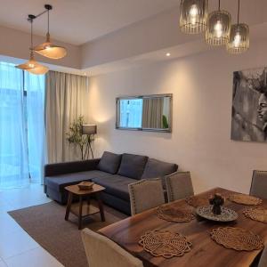 Bliss at the Fields, 5BR Villa with Garden in Meydan