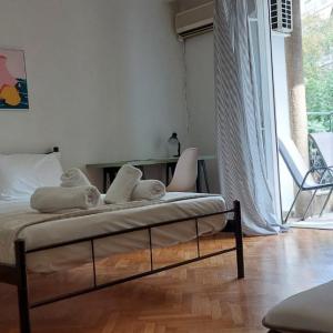 Camellia Apartment ATHENS CENTER 5BD, 2 BATHS