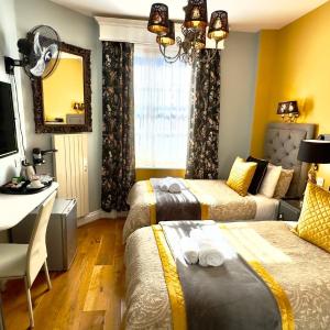 Piccolino Hyde Park Hotel