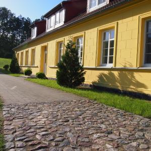 Gut Rattelvitz, Parterre B MITTE
