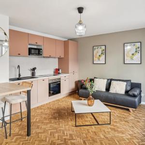Baraban Apartment for 4 people with Balcony near Part-Dieu
