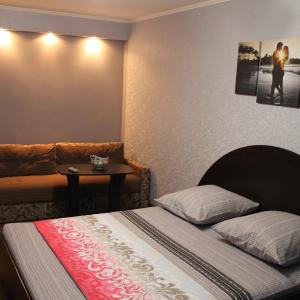 Apartment Katerynivska 8