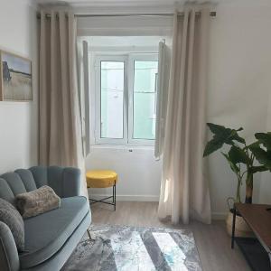 Stylish Renovated Apartment in Chiado