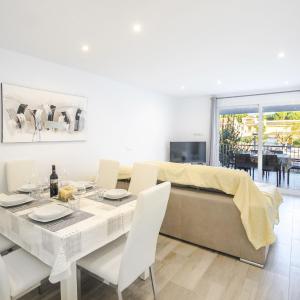Apartment Lago y Mar by Interhome