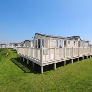 MP261 Parkdean Camber Sands