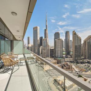 Stylish 2BR Apt in 5 Star Hotel with Burj Khalifa Views