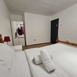 Rooms Near Canary wharf