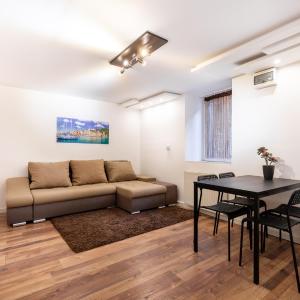 SZ27 A Székely Apartment