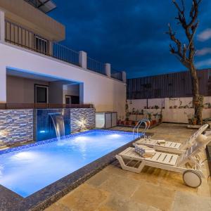 Nakeshatra Villa by VEO, StayVista - 3BHK with Private Pool & BBQ