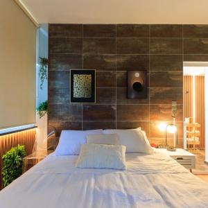 AIOLOS Rooftop suite centre GLYFADA