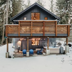 Mt, Baker Rim Cabin 50 - Hot Tub - Wi-Fi - A-C