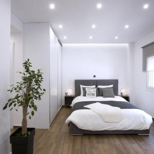 (A) Koukaki, A modern, newly refurbished Studio
