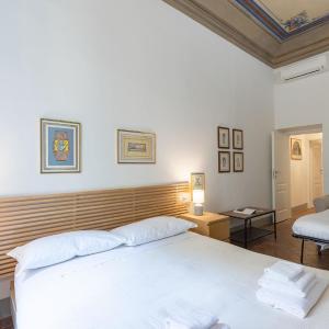 Pitti Family Apartment in Central Florence