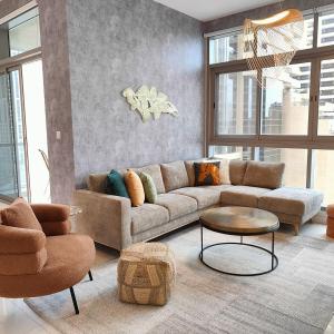 Marina Bliss Luxe Stay with Waterfront and Palm Views