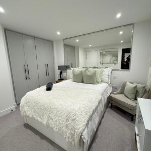 High Deluxe Standard flat for 6 people in the heart of London