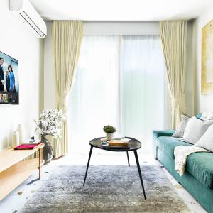Duplex - Main Street Area - AC - Netflix - Desk