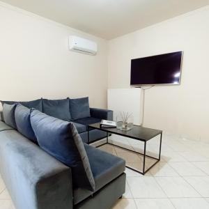 Kalliopi's apartment
