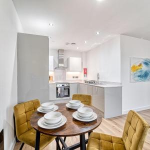 Diamond Suite Heart of City Centre