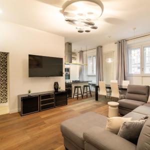 Dimora Colosseum Luxe - Jacuzzi & Private Patio