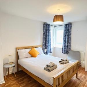 Modern Spacious Retreat Full Fibre Wi-fi & Free Parking