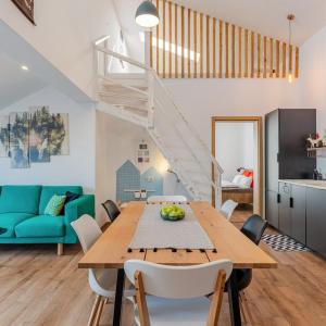 Loft to Be You-Mountain View Sky Home-2 Bedrooms Loft-Rasnov