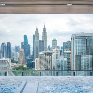 The Colony & Luxe Kuala Lumpur with Skypool by Cobnb