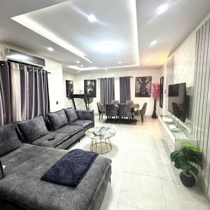 Travelmayte 3Bed Shortlet Ikate