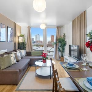 The Asian Suite with City View - 28 Nights Stay