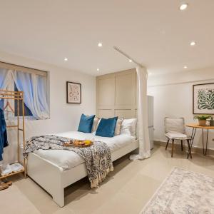 Chic Hideaway in Little Venice