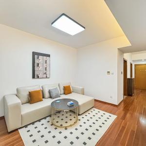 Tyms 2BR 2BA Apt Gubei CBD Near Takashimaya