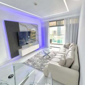 BRAND NEW luxury & modern in JLT