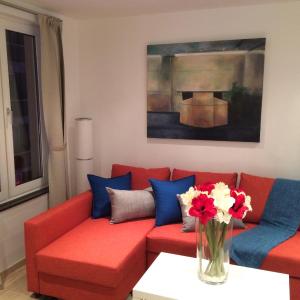 Heart of Brussels Escape, Steps from Bourse