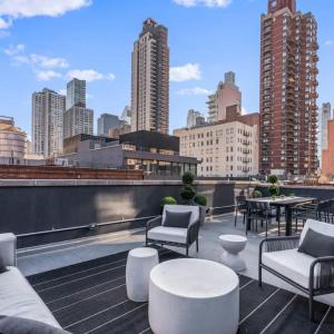 3BR Penthouse Suite with Massive Private Rooftop
