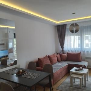 Four Seasons Suite