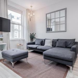 Bright 2-Bedroom Flat in Chelsea