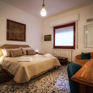 Casa Marele