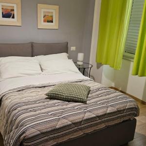 Studio Flat 381